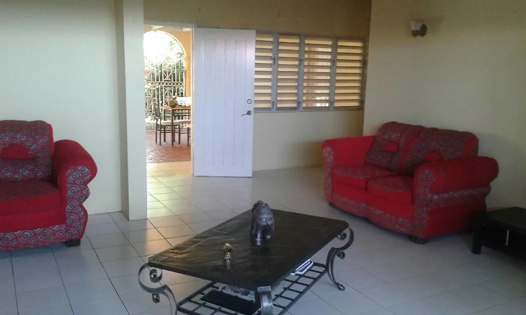Sunrise Villa Guest House Saint Maryʼs